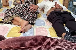 Desisaarabhabhi's monstrous caboose gets a backwards desi feetjob from our Shared Bed