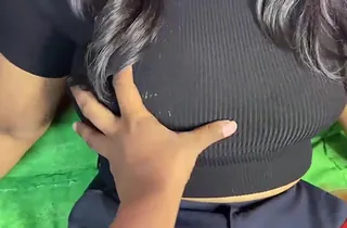 Nagma and Naeem's very principal time tearing up in a moistness Desi COUGAR video